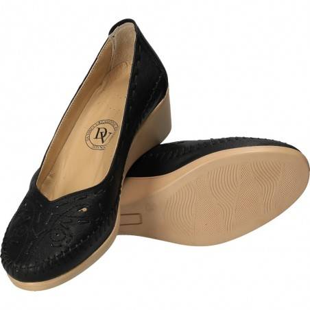 Pantofi cu motive folclorice, din piele, marca Da Vinci