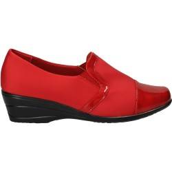 Pantofi rosii cu platforma, marca Soft Space