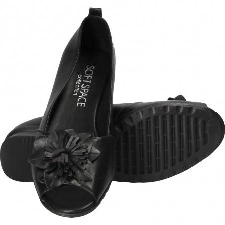 Pantofi comozi decupati, cu floare, marca Soft Space