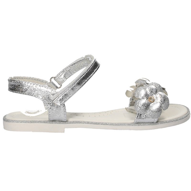 Sandale trendy, argintii, pentru fetite Sandale trendy, argintii, pentru fetite