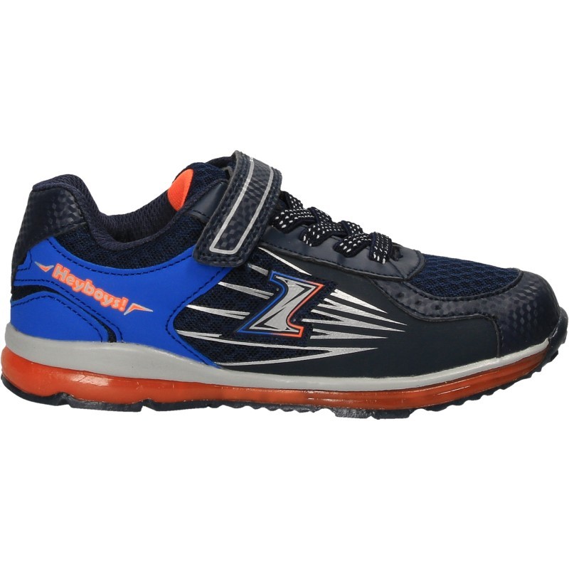 Pantofi sport moderni, pentru baieti Pantofi sport moderni, pentru baieti