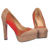 Pantofi extravaganti, Vera Blum, maro