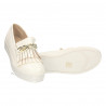 Sneakers alb cu ornament metalic auriu