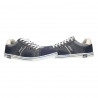 Sneakers gri, barbatesti, outfit urban