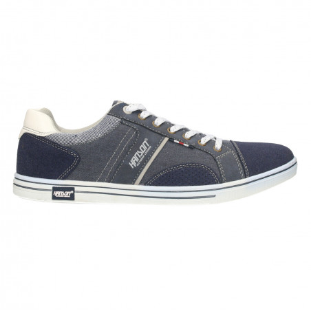Sneakers gri, barbatesti, outfit urban
